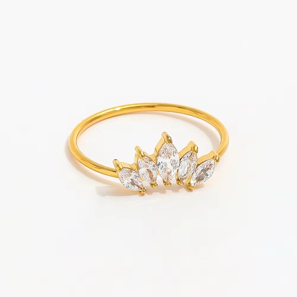 Size 7 | 18K Gold Plated Cubic Zirconia Crown Ring